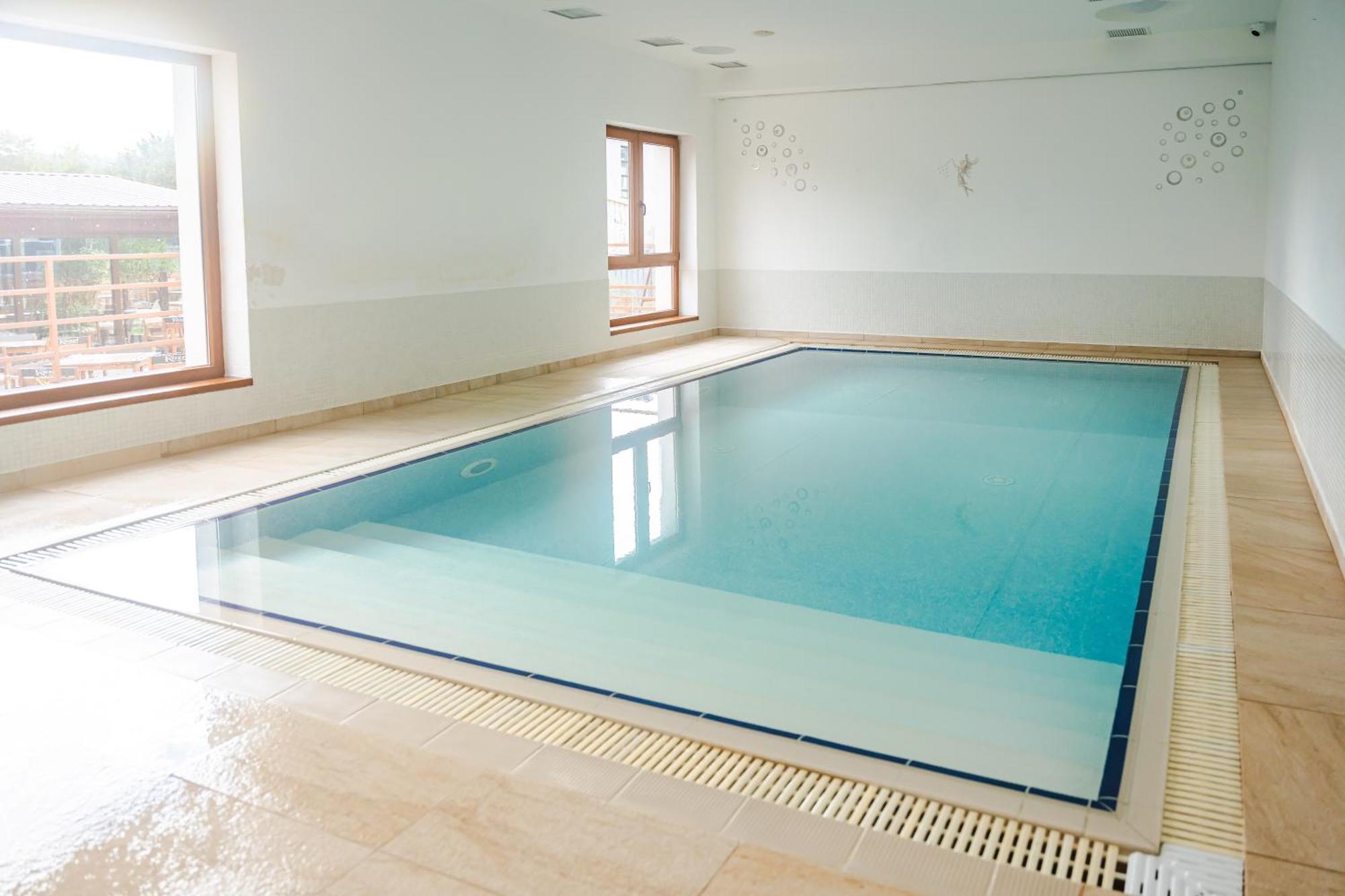 Tci Social Club Hotel Cluj Napoca Bagian luar foto